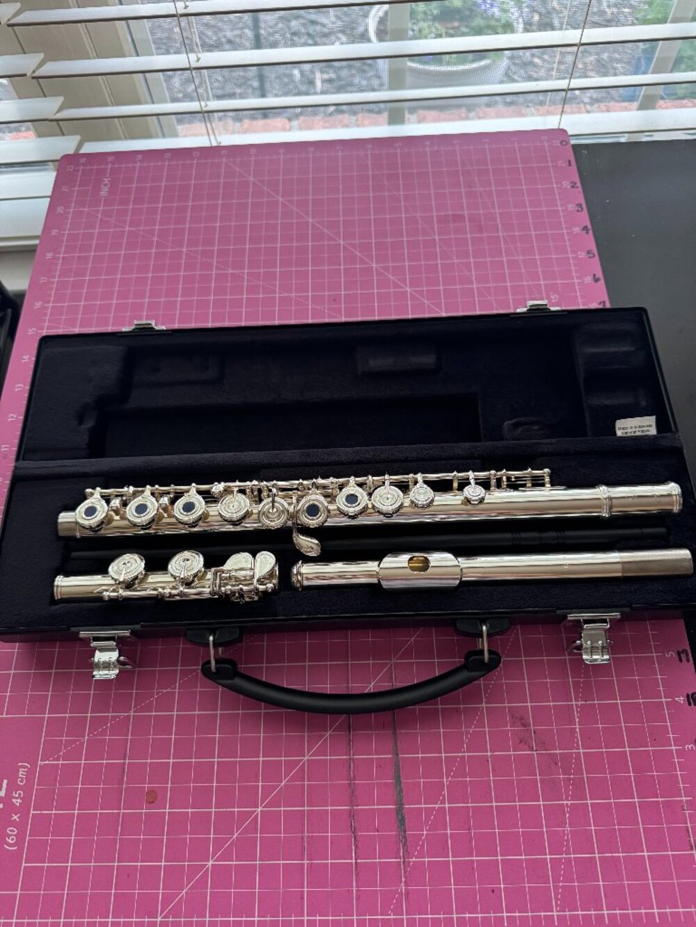Model YFL-262 Student Open Hole Offset Flute